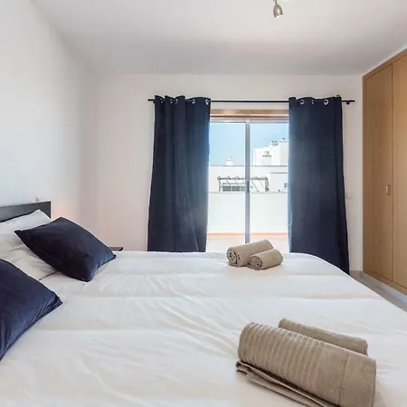 Apartment Lovelystay - Spacious In - Balcony And Bbq Portimao